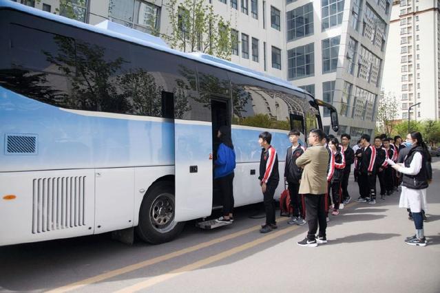 去醫(yī)院體檢已過時，移動醫(yī)療車讓體檢更便捷