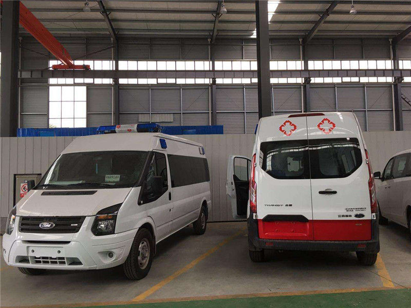 廣州救護車廠家跟你聊聊為什么無人避讓救護車？01