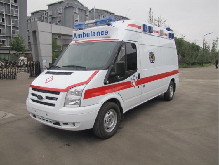 救護(hù)車廠家得到快速發(fā)展的因素有哪些？